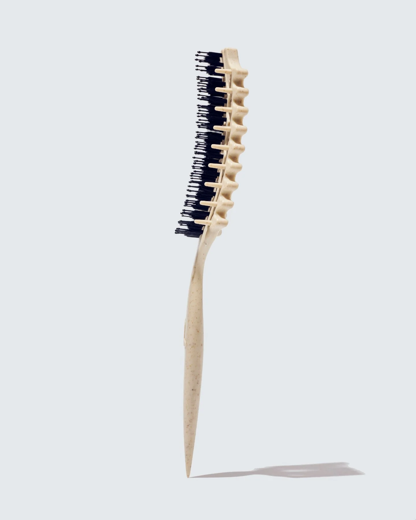 Edge-Lift Curl Defining Brush, White - Image 8
