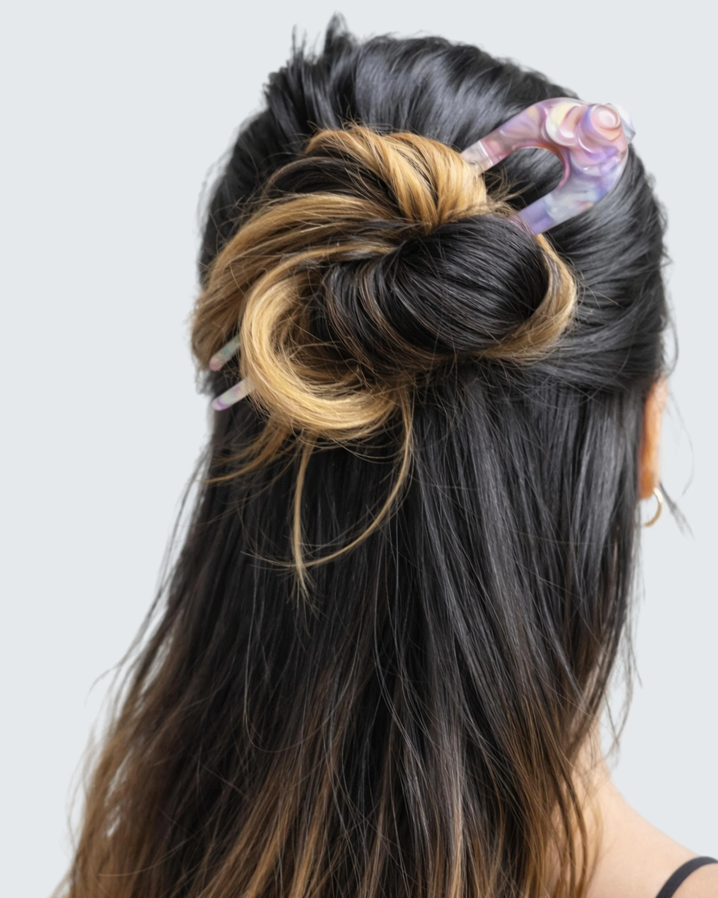 French Twist Hair Pin, Violet Nacré - Image 5