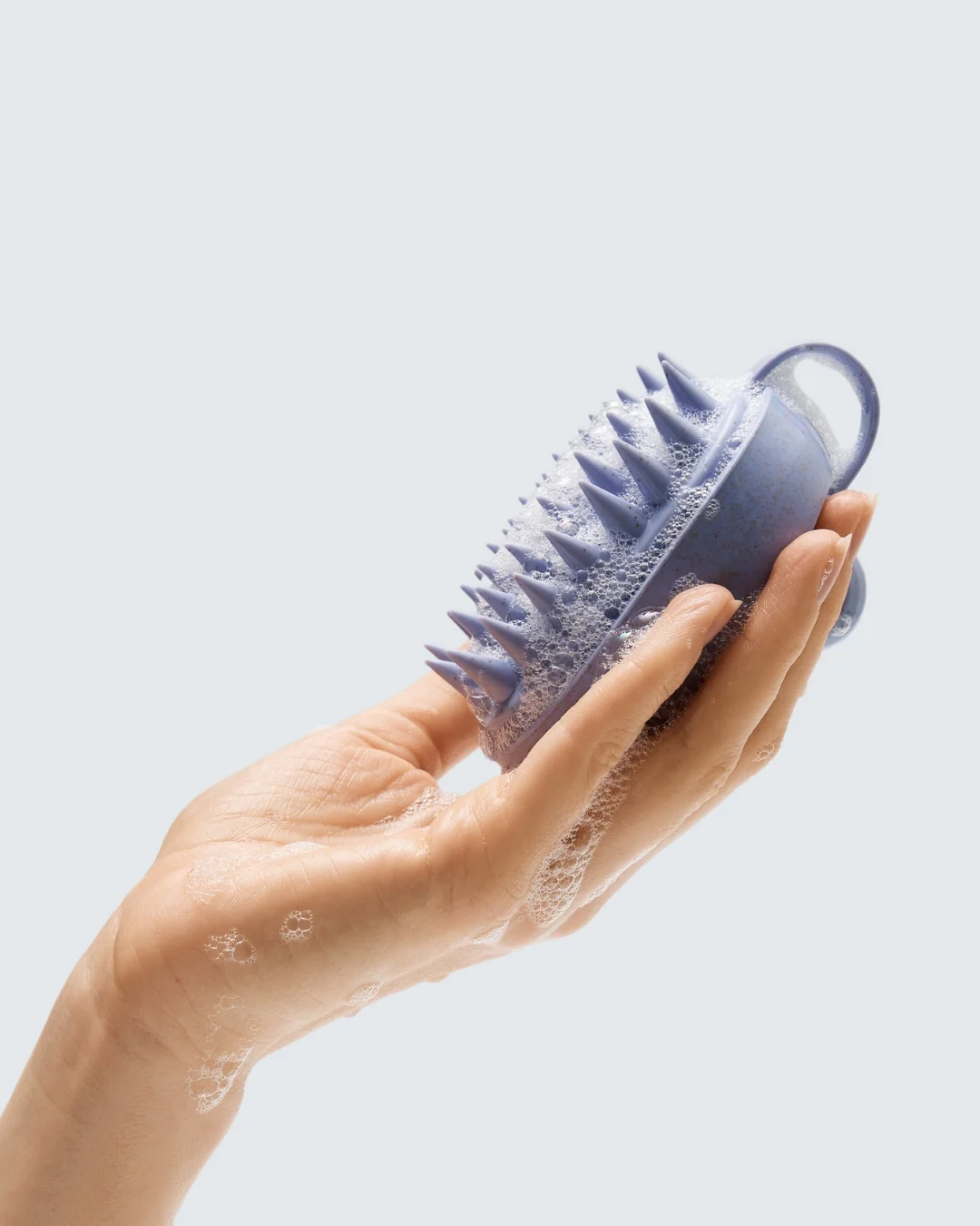 In-Shower Shampoo Brush, Bleu-violet - Image 5