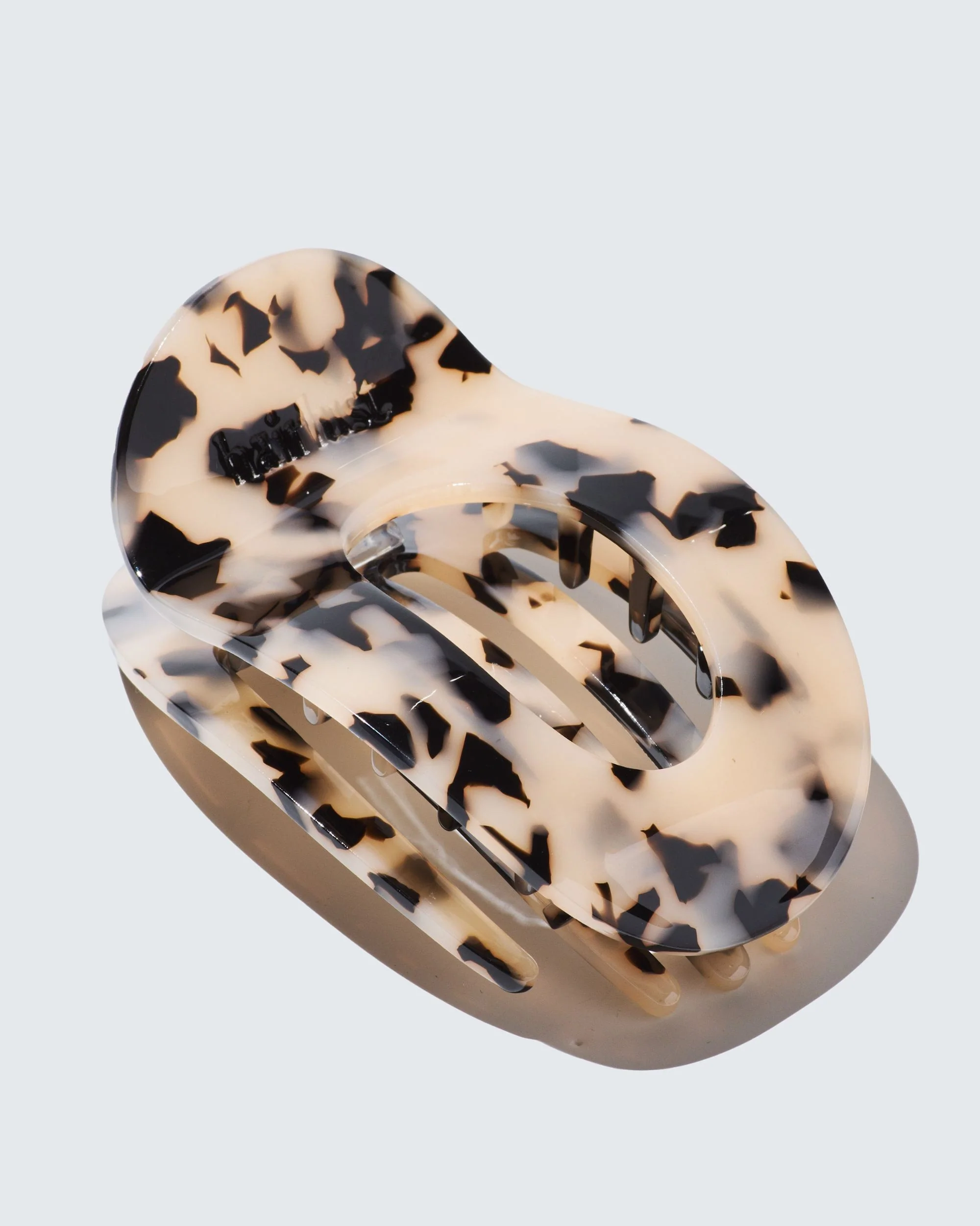 Large Flat Claw Hair Clip, Écaille - Image 3