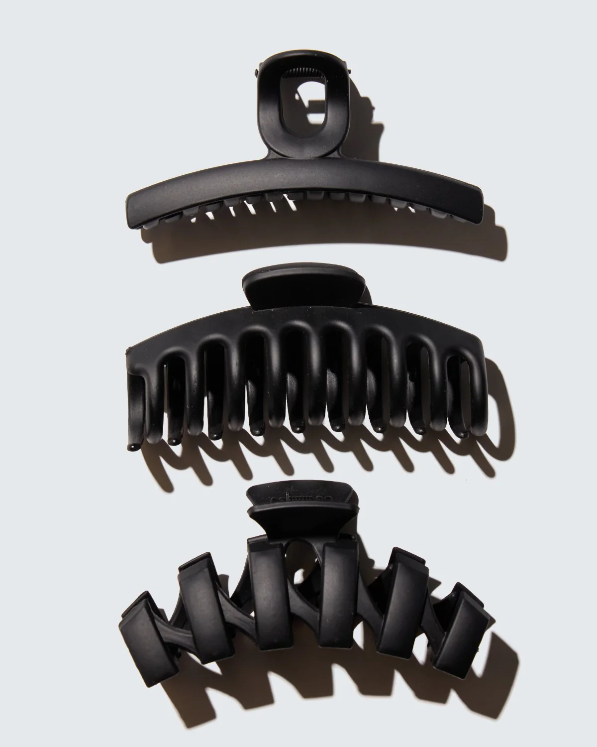 Medium Claw Hair Clips, 3-Pack, Noire - Image 4