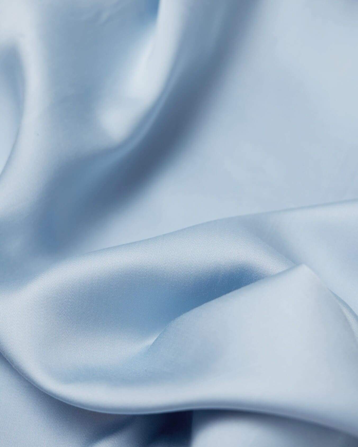 Silky Bamboo Pillowcase, Bleu Ciel - Image 3