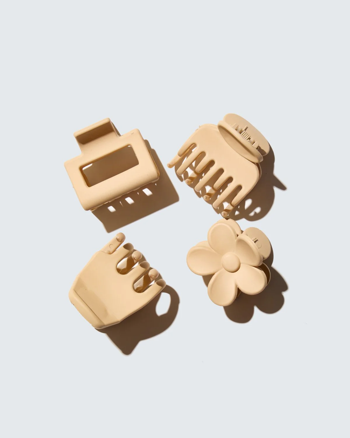 Small Claw Hair Clips, 4-Pack, Beige - Image 3