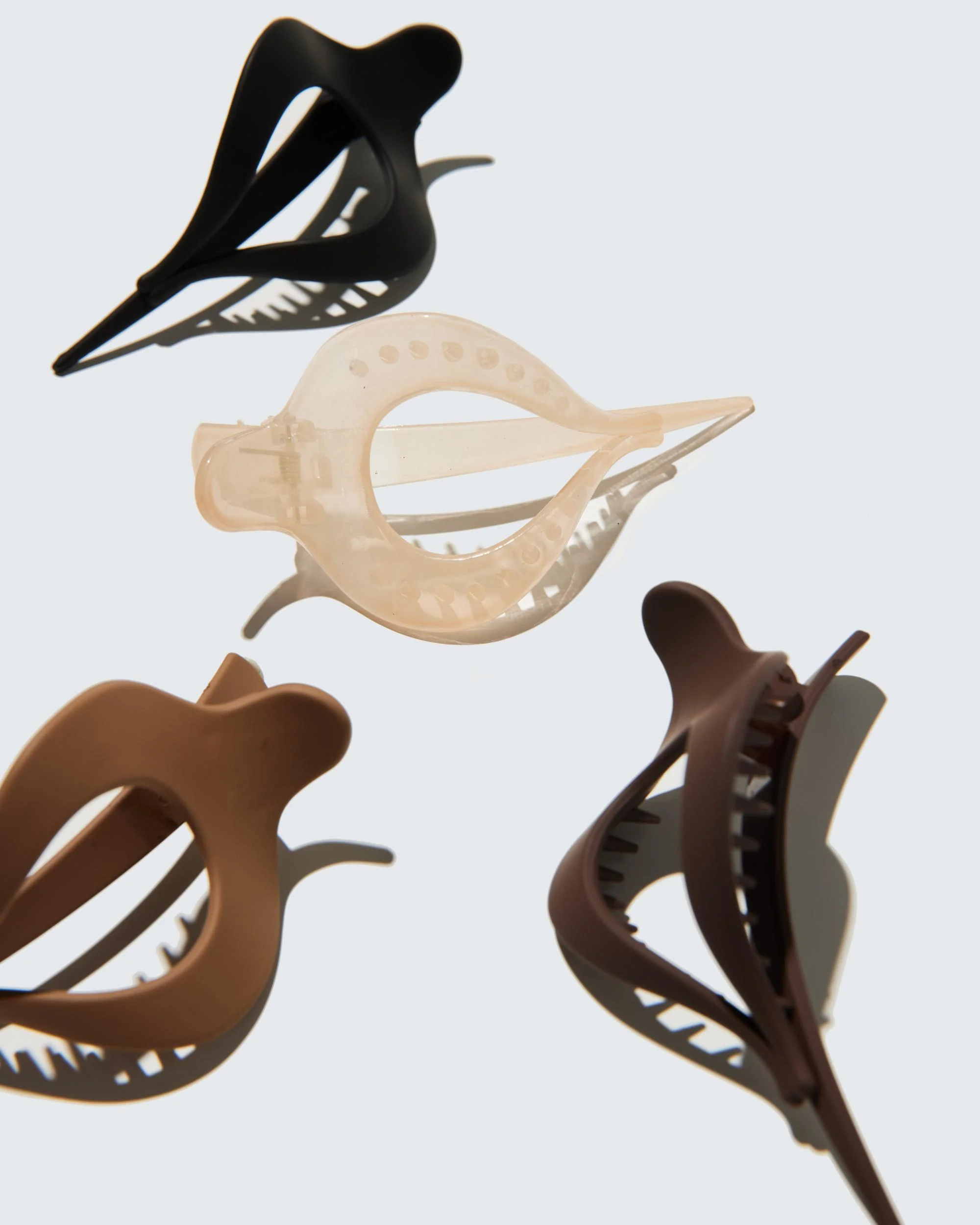 Small Flat Claw Hair Clips, Droplet, 4-Pack, Café - Image 3