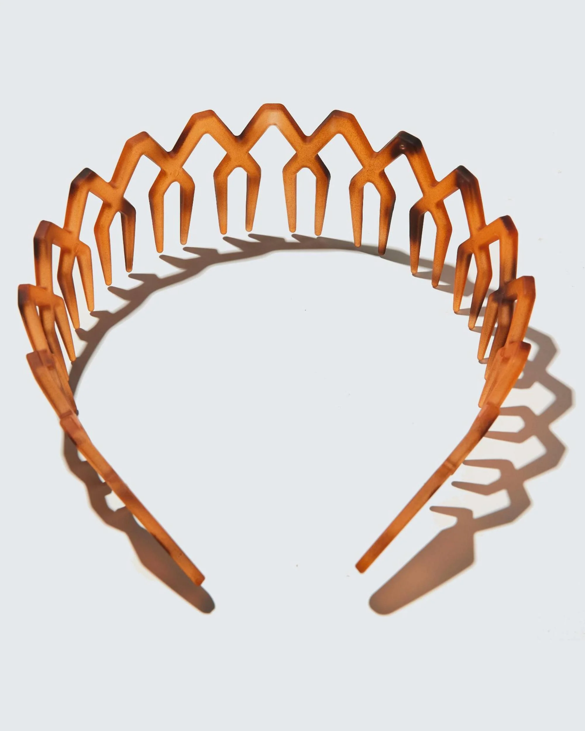 Wide Zig Zag Headband with Teeth, Ambré Marbré - Image 4